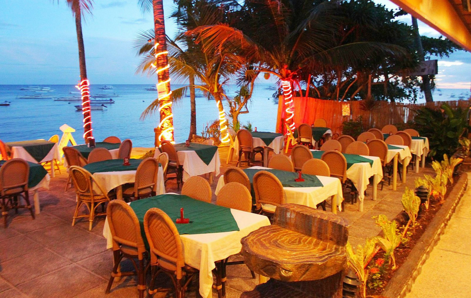 Lost Horizon Beach Dive Resort Bohol Εξωτερικό φωτογραφία